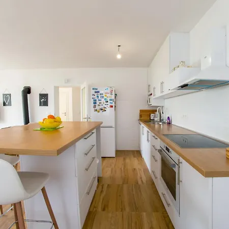 Bellissimo Villa *